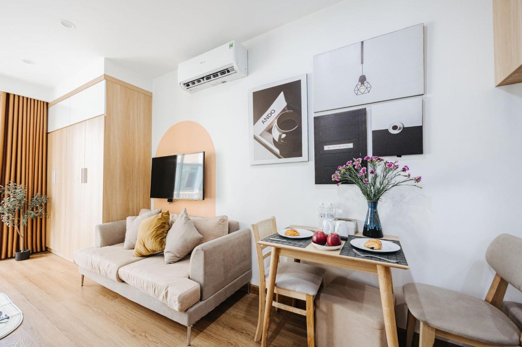 The Euphoria Sophisticated Style - Stay 24H Hanoi Buitenkant foto