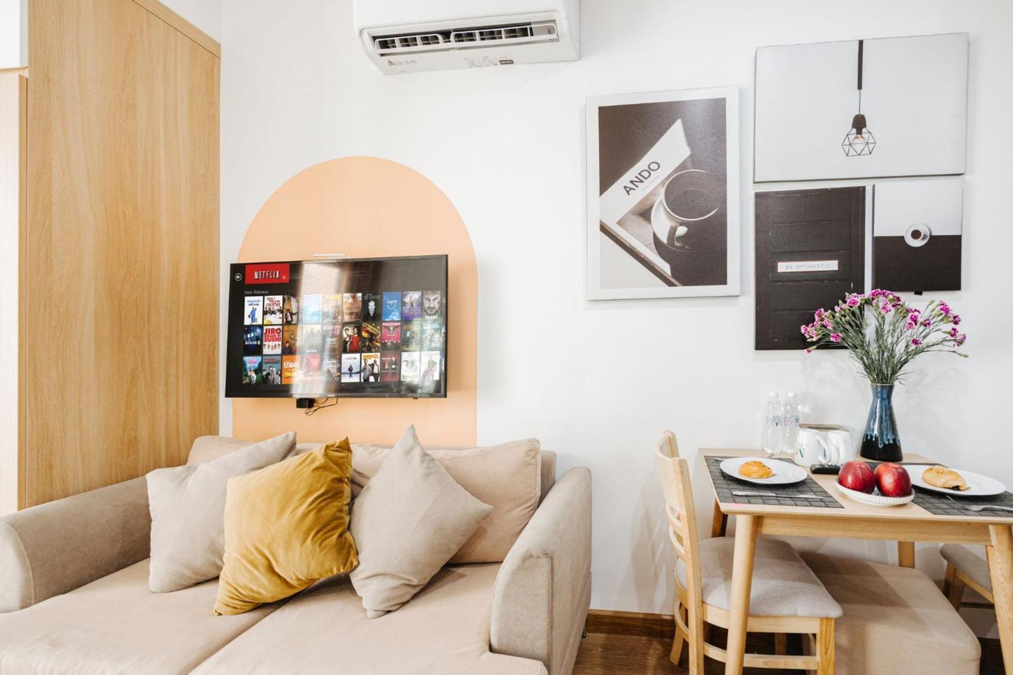 The Euphoria Sophisticated Style - Stay 24H Hanoi Buitenkant foto