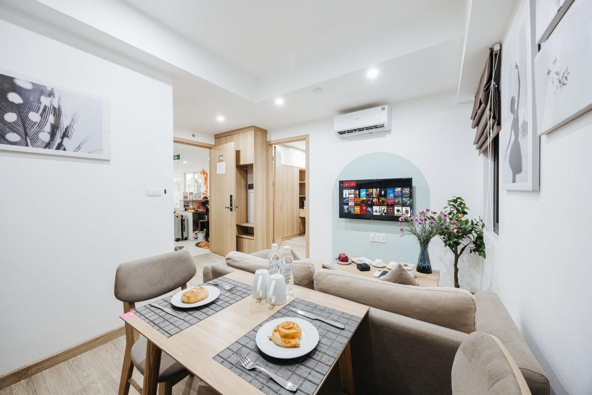 The Euphoria Sophisticated Style - Stay 24H Hanoi Buitenkant foto